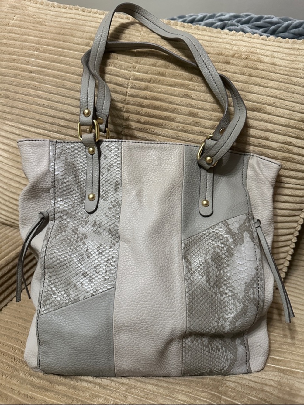 Relic Two Tone snake print Large Tote with lots of storage